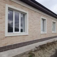 Декоративно штукатурная панель АМК Кирпич 100